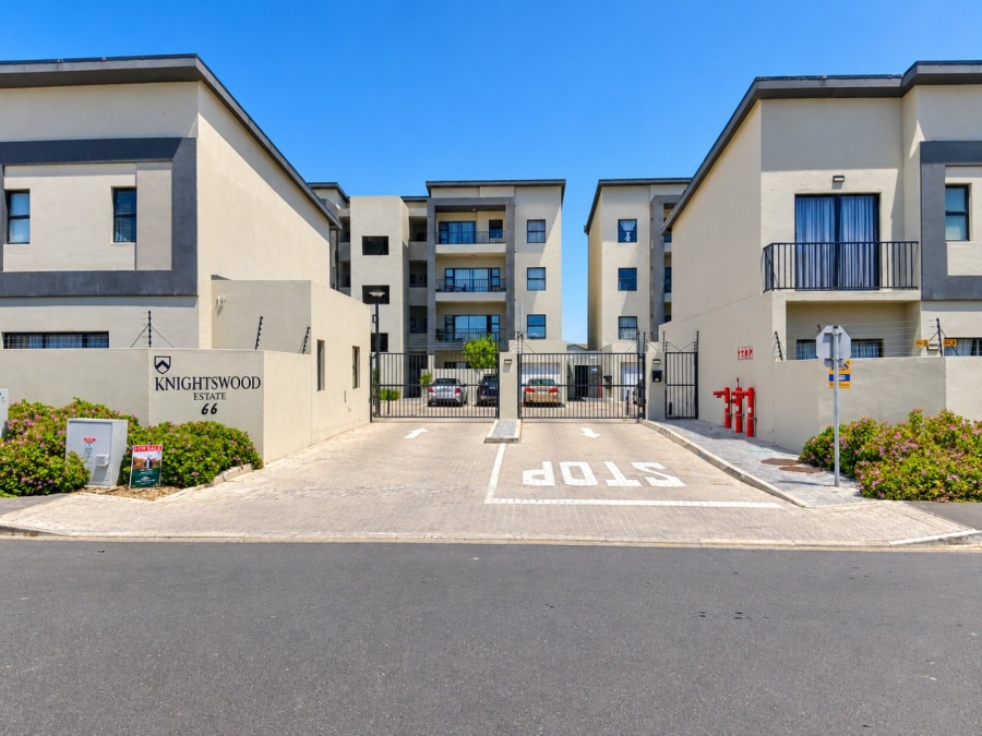 To Let 3 Bedroom Property for Rent in Sandown Western Cape
